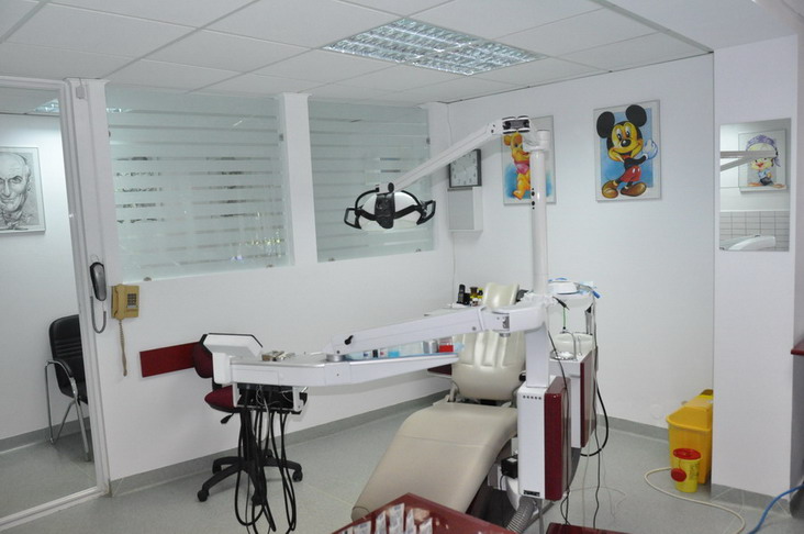Unitul dentar și dulapurile de lucru